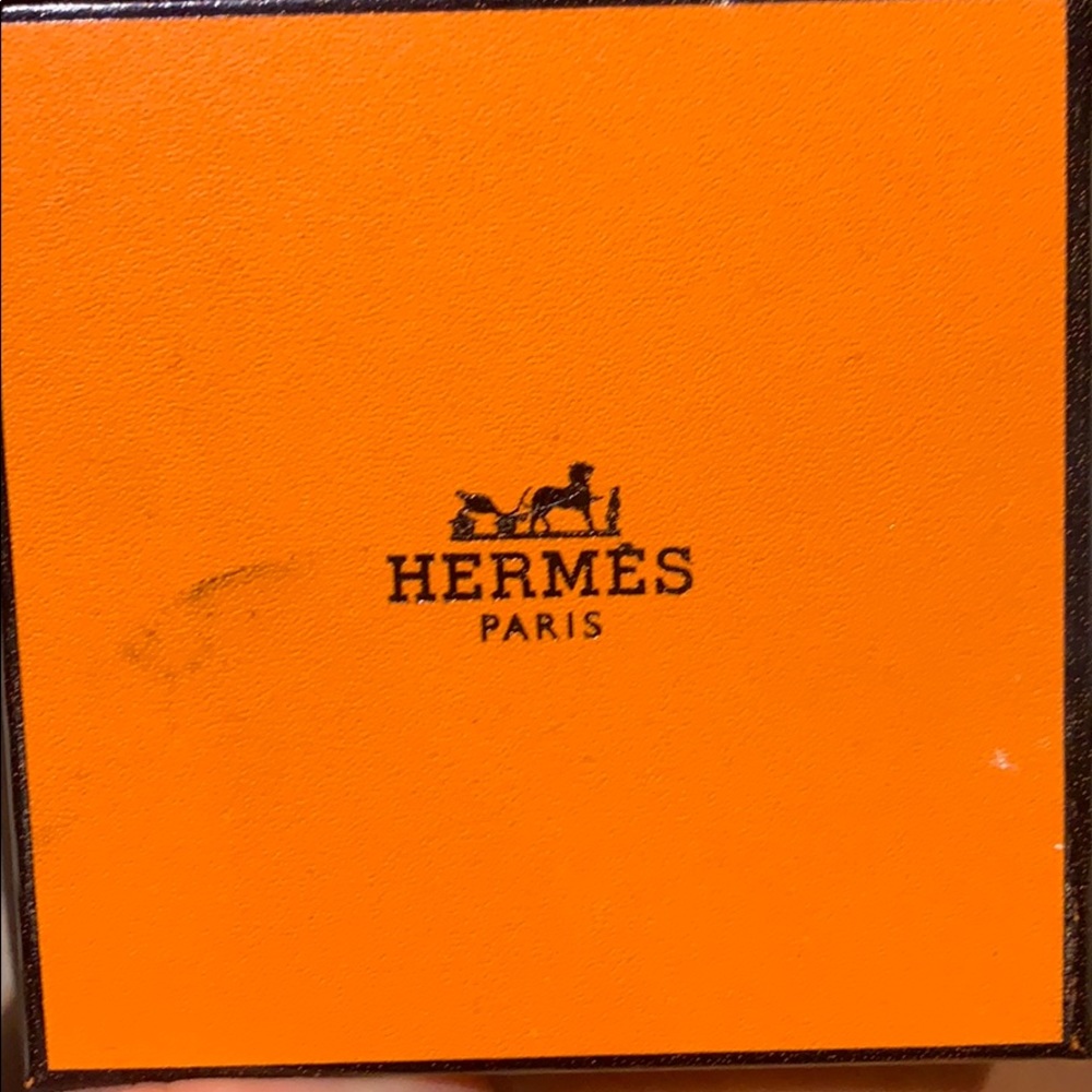 Hermès enameled hinged bracelet